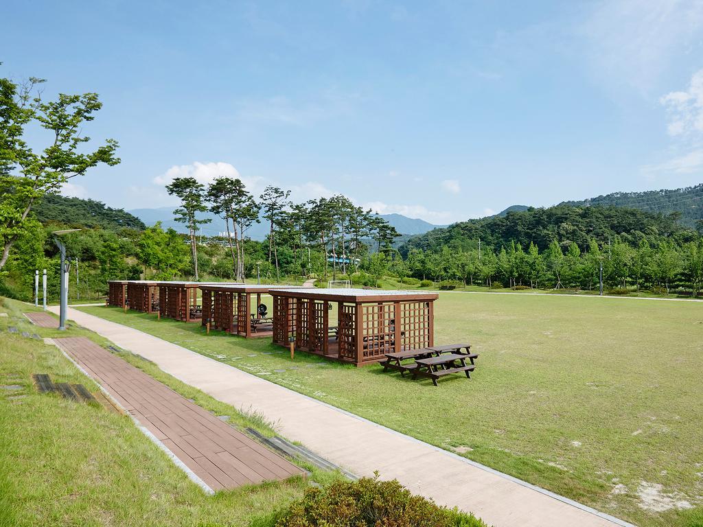 The Hotel 4*